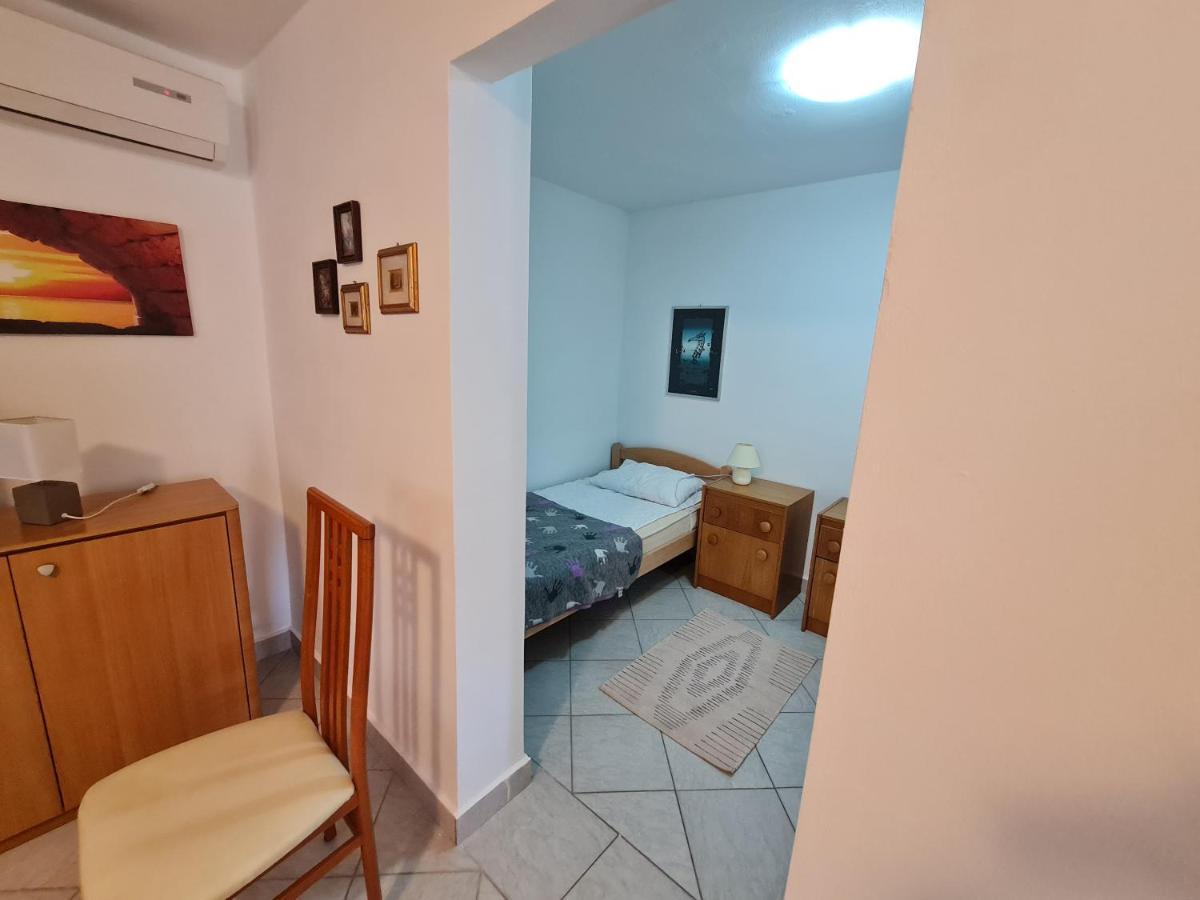 Apartma Pina Apartment Izola Ngoại thất bức ảnh
